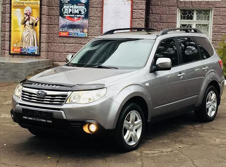 Дефлектор VT52 для капота Subaru Forester III 2008-2012. Артикул SB07VT