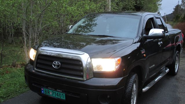 Дефлекторы Cobra Tuning для окон Toyota Tundra II Double Cab 2007-2026. Артикул T28107