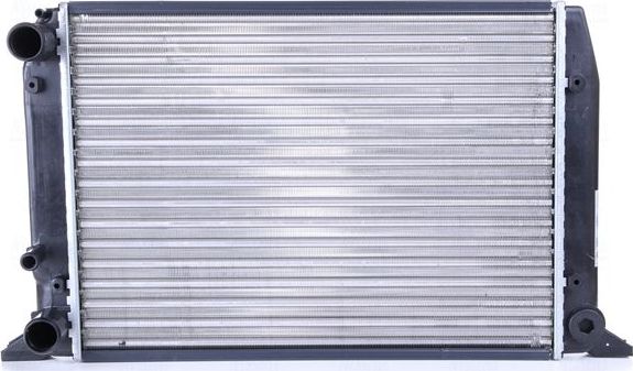 Радиатор охлаждения двигателя Nissens. Артикул 604611