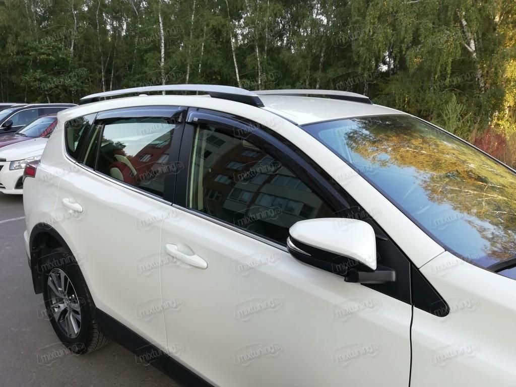 Дефлекторы SIM для окон Toyota RAV4 2013-2018. Артикул STORAV1332