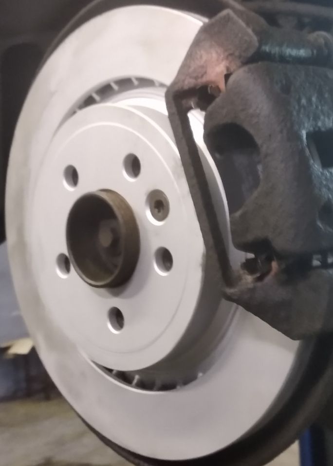 Тормозной диск Bosch. Артикул 0 986 479 398