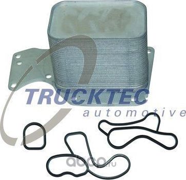 Радиатор масляный (маслоохладитель) для двигателя Trucktec Automotive. Артикул 08.18.025