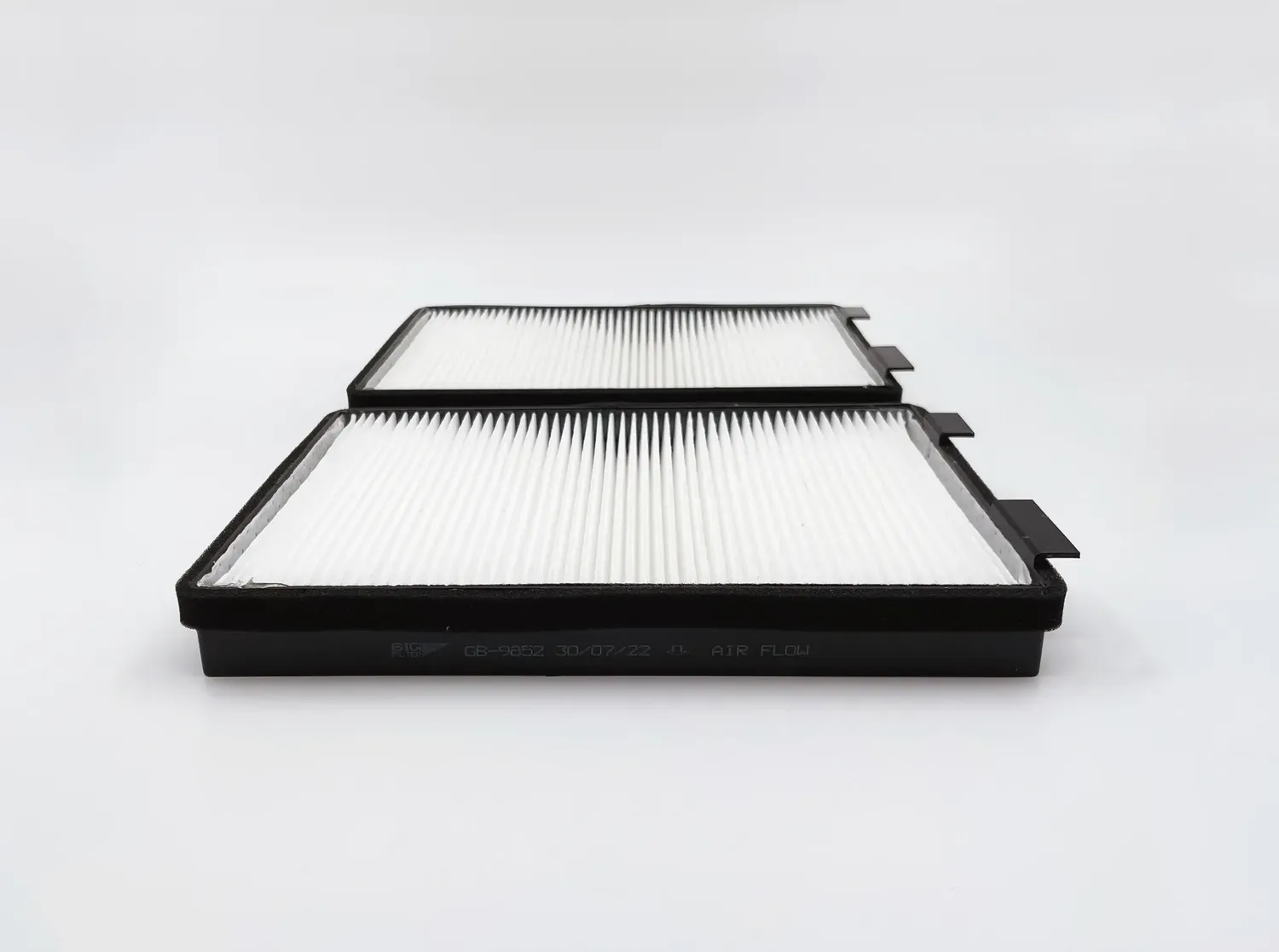 Фильтр салона (2 шт. в комплекте) BMW 5(E39)  BMW ALPINA B10(E39)  D10(E39) (BIG Filter). Артикул gb-9852