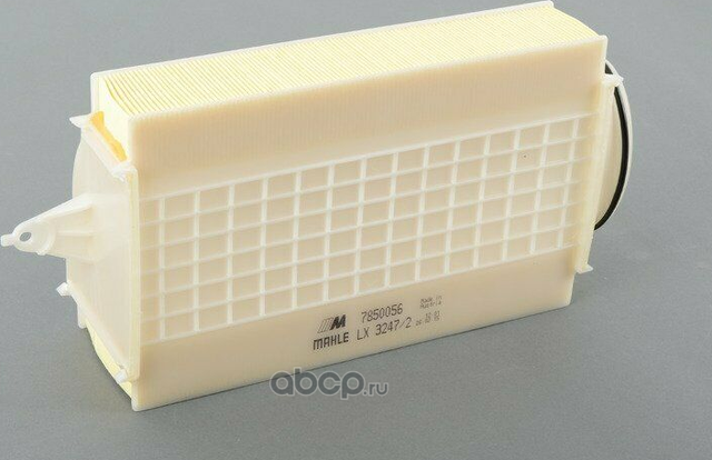 Воздушный фильтр BMW. Артикул 13717850056