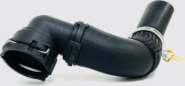 Патрубок системы охлаждения (Ukorauto) Ukorauto. Артикул U0902089