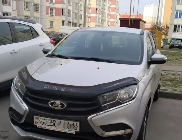 Дефлектор VT52 для капота длинный Lada Xray 2015-2026. Артикул VZ08VT