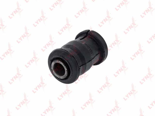 Сайлентблок переднего рычага подвески LYNXauto правый/левый для Toyota RAV4 II (XA20) 2000-2005. Артикул C8590