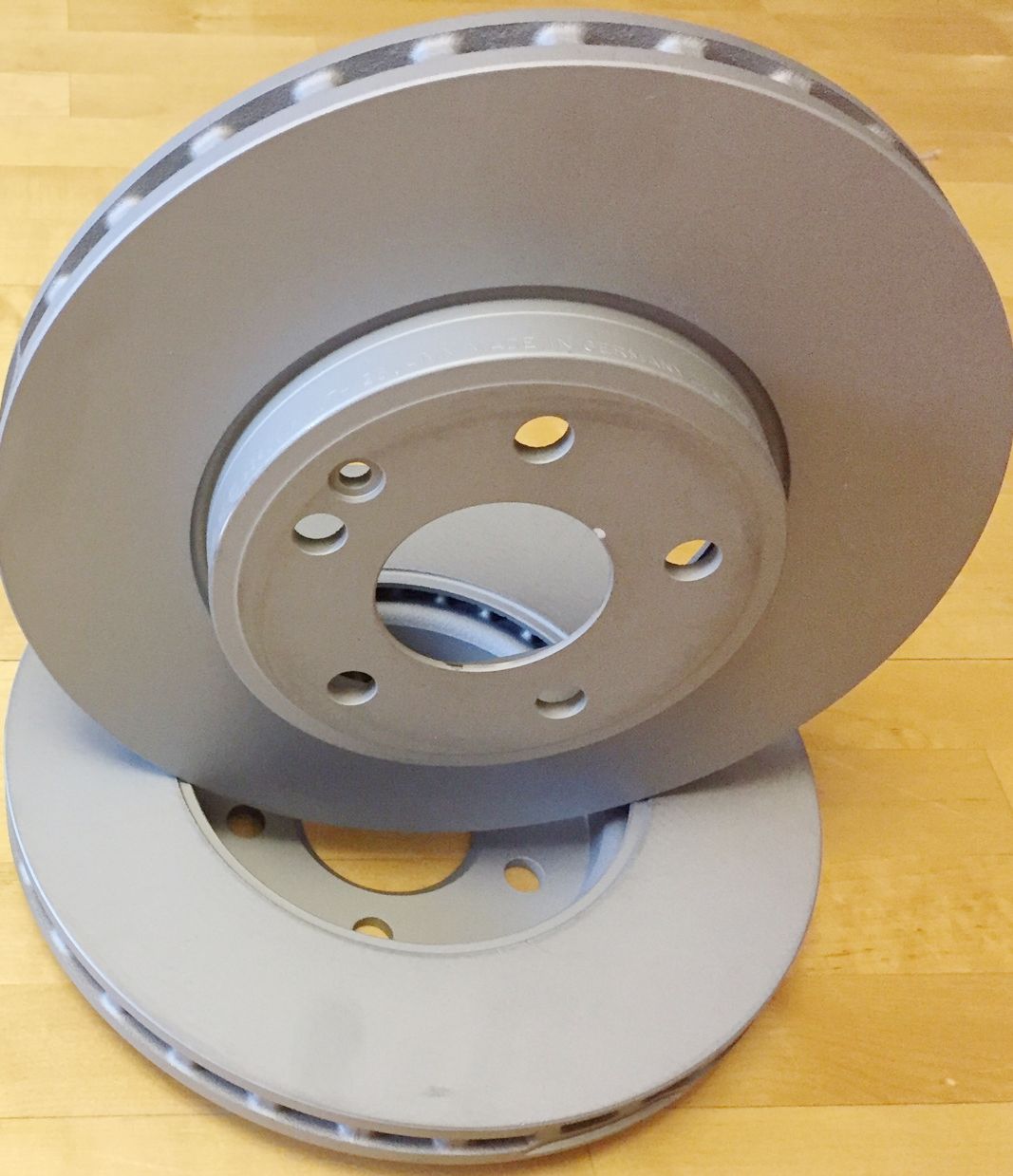 Тормозной диск Zimmermann Coat Z. Артикул 400.3690.20