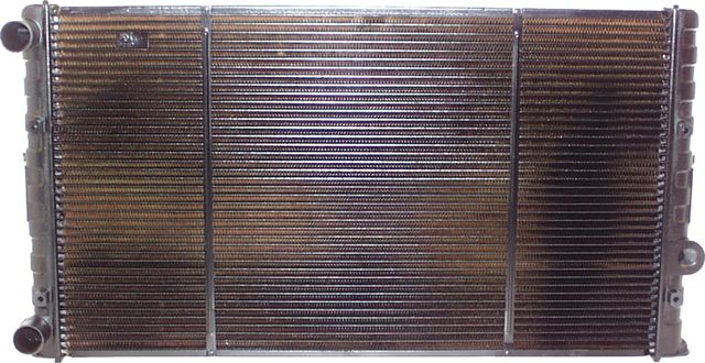 Радиатор охлаждения двигателя JP Group для Volkswagen Golf III 1991-1999. Артикул 1114203300