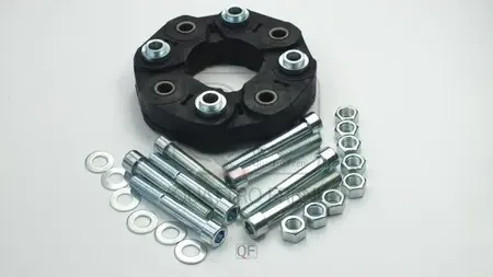 Муфта карданного вала (Quattro Freni). Артикул qf23c00097