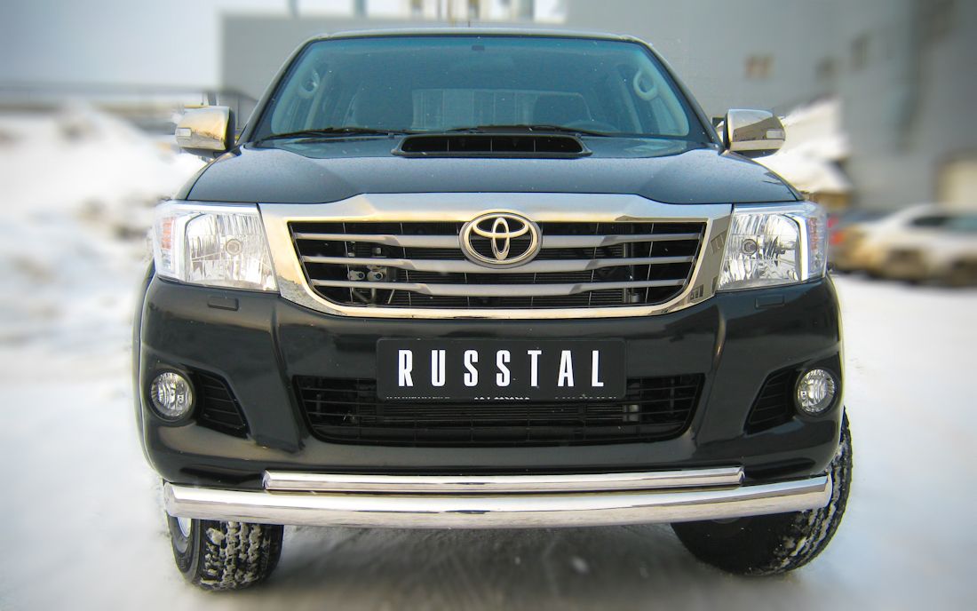Защита RusStal переднего бампера d76/42 (дуга) для Toyota Hilux VII 2011-2015. Артикул TLZ-000005