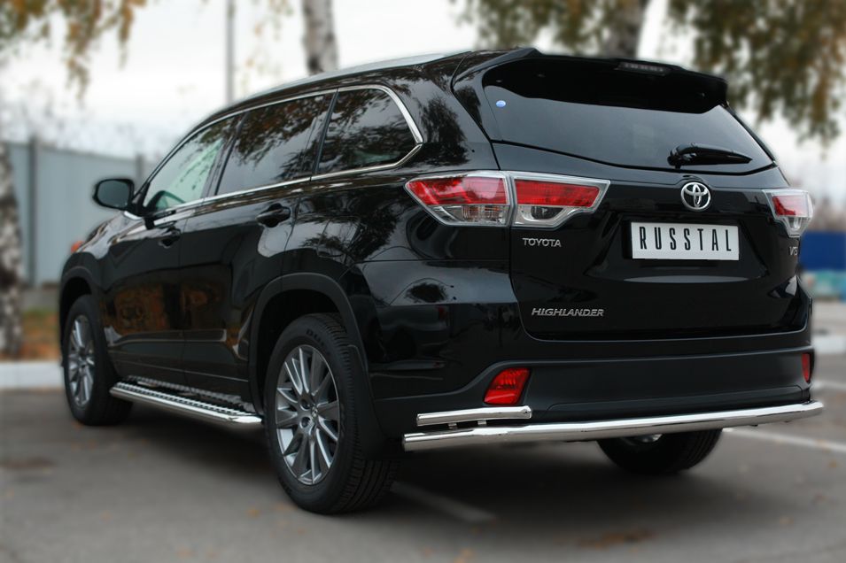 Защита RusStal заднего бампера d63 (секции) d42 (уголки) для Toyota Highlander III 2014-2026. Артикул THRZ-001926
