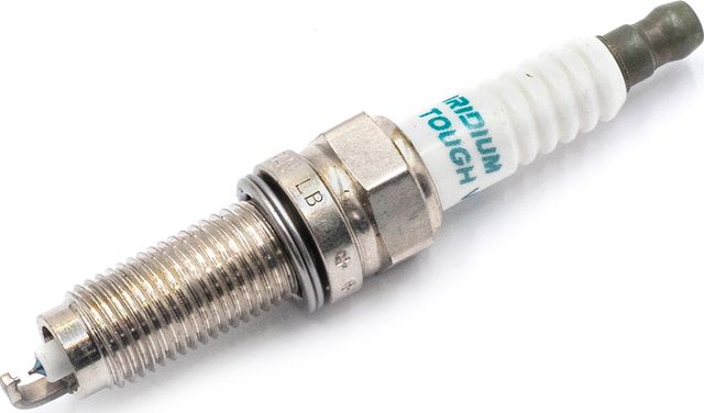 Свеча зажигания Denso Iridium Tough. Артикул VFXUHC22FG