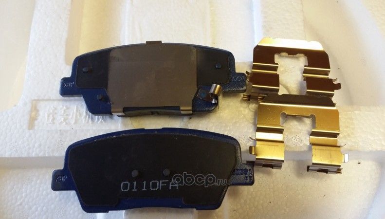 Тормозные колодки Hyundai / KIA. Артикул 583022PA00