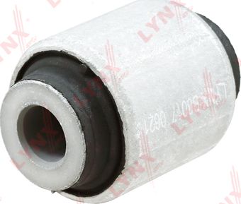 Сайлентблок переднего рычага подвески LYNXauto. Артикул B8017