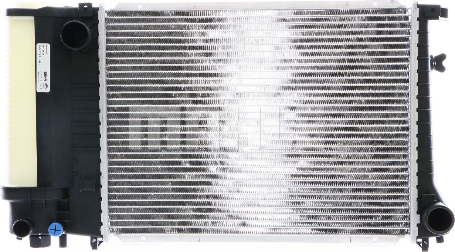 Радиатор охлаждения двигателя Mahle Behr. Артикул CR 264 000S