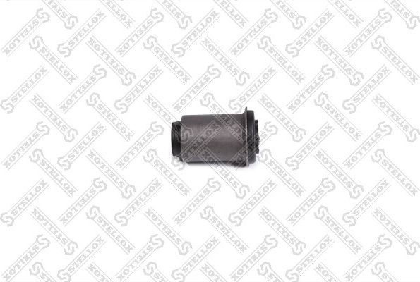 Сайлентблок переднего рычага подвески Stellox. Артикул 77-01858-SX