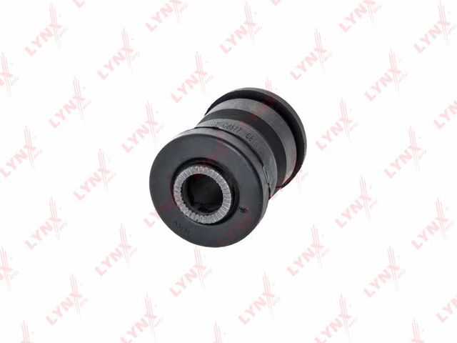 Сайлентблок переднего рычага подвески LYNXauto. Артикул C8577