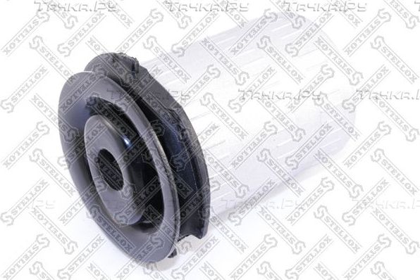 Сайлентблок переднего рычага подвески Stellox. Артикул 77-00155-SX