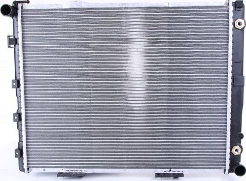 Радиатор охлаждения двигателя Nissens. Артикул 62679A