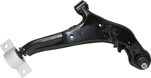 Поперечный рычаг передней подвески CTR правый для Nissan Maxima A33 2000-2003. Артикул CQN-6R