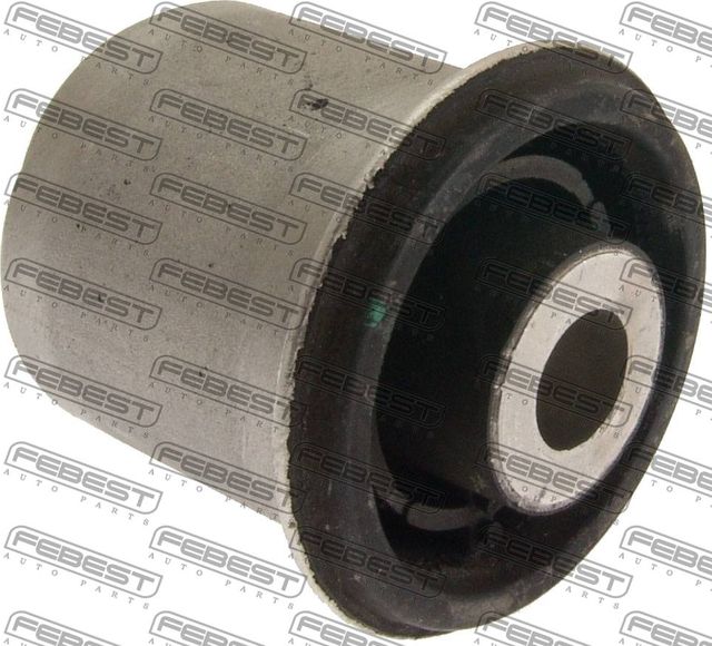 Сайлентблок заднего рычага подвески Febest передний/задний нижний внутренний для Jeep Liberty KK 2011-2015. Артикул BZAB-008