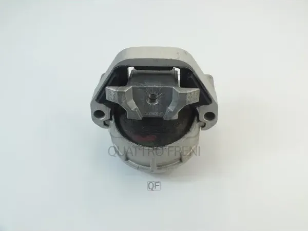Опора двигателя lh (Quattro Freni). Артикул qf00a00727