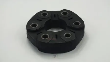 МУФТА КАРДАННОГО ВАЛА (Quattro Freni). Артикул QF23C00089