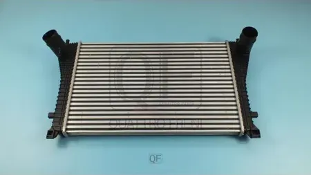 РАДИАТОР ИНТЕРКУЛЛЕРА (Quattro Freni). Артикул QF55A00159