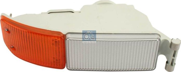 Габаритные огни DT Spare Parts. Артикул 3.31044