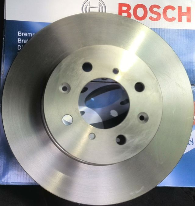 Тормозной диск Bosch передний для MG ZR 2001-2005. Артикул 0 986 478 889