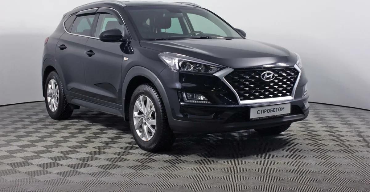 Дефлекторы Cobra Tuning для окон с хромированным молдингом Hyundai Tucson III 2015-2021. Артикул H24715CR