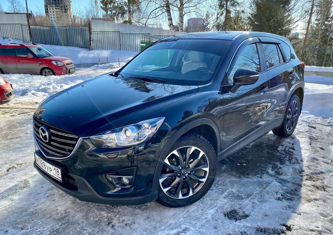 Дефлекторы Cobra Tuning для окон (c хром. молдингом) Mazda CX-5 I 2012-2017. Артикул M22011CR