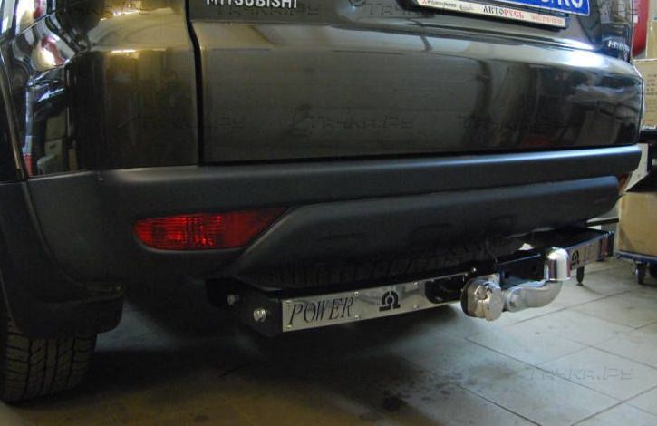 Фаркоп Лидер-Плюс для Mitsubishi Pajero Sport II 2008-2016 (с накладкой из нерж. стали). Фланцевое крепление. Артикул M115-F(N)