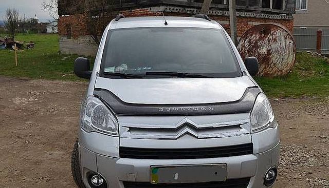 Дефлектор VT52 для капота Citroen Berlingo II 2008-2019. Артикул CN10VT