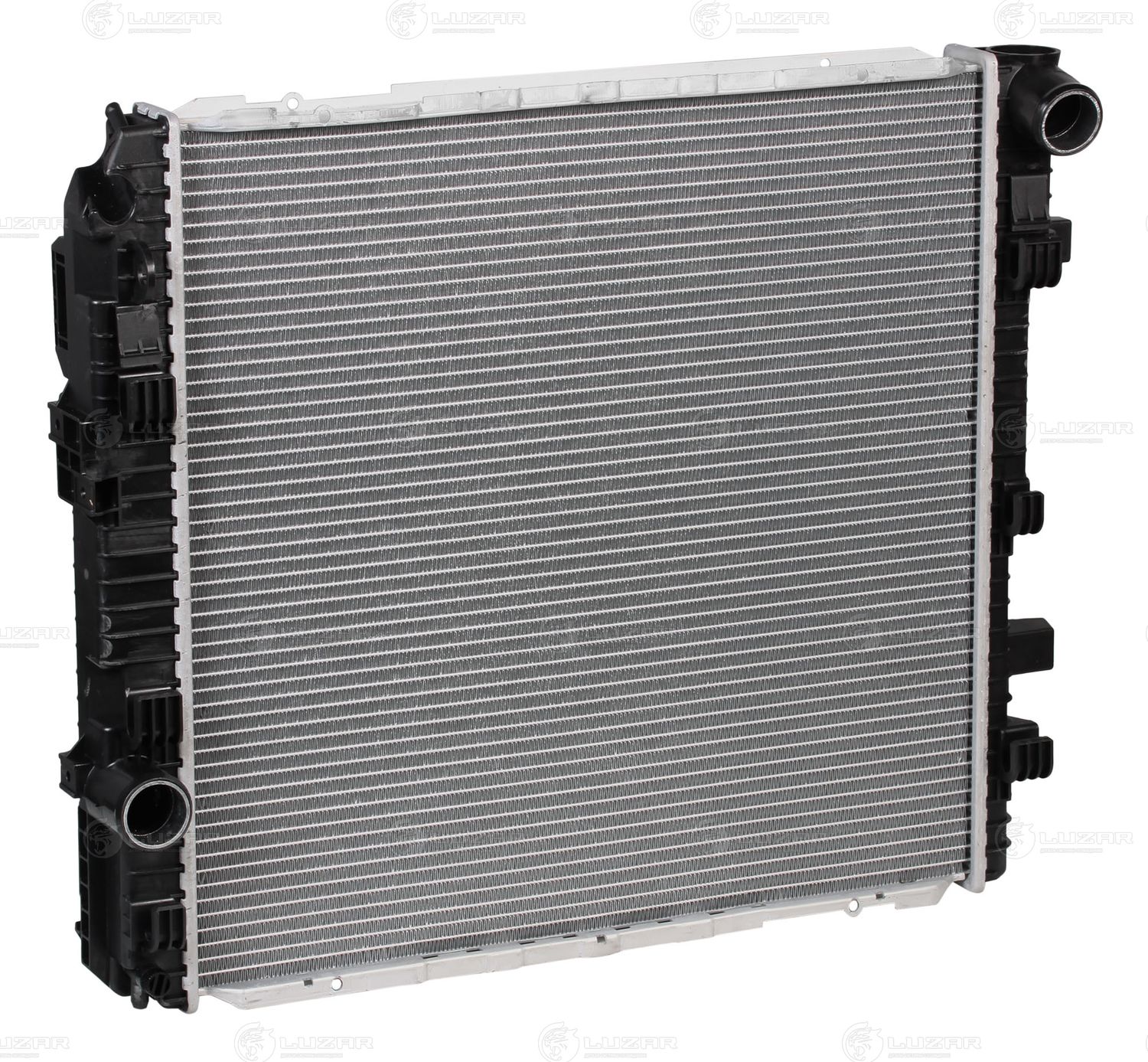 Радиатор охлаждения двигателя Luzar. Артикул LRc 1582