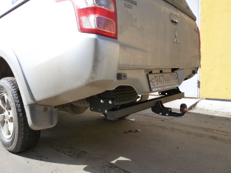 Фаркоп AvtoS для Mitsubishi L200 IV (вкл. длинная база) 2005-2015. Артикул MI 28