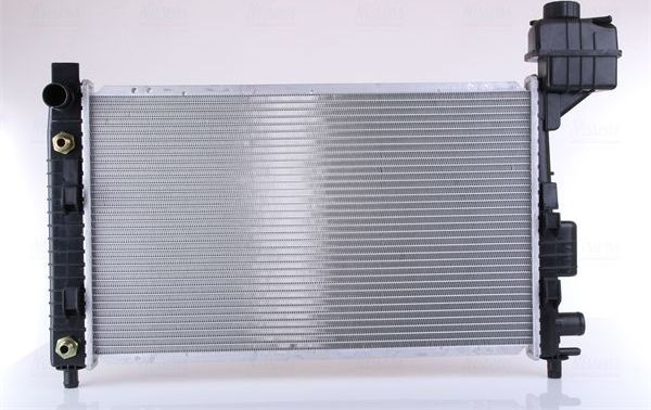 Радиатор охлаждения двигателя Nissens ** FIRST FIT ** для Mercedes-Benz A-Класс I (W168) 1997-2004. Артикул 62661A