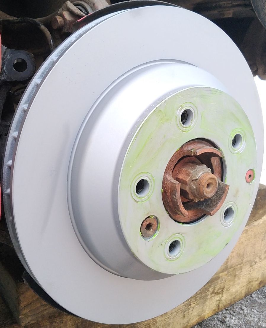 Тормозной диск Zimmermann Coat Z. Артикул 600.3229.20