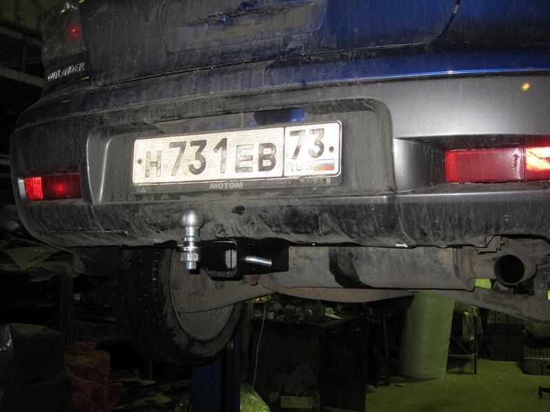 Фаркоп Bizon для Mitsubishi Outlander 2003-2006. Артикул FA 0958-E
