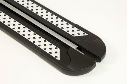 Пороги алюминиевые Erkul Vision Black для Chery Tiggo (T11) 2005-2013. Артикул 04.VYN.01.06.S