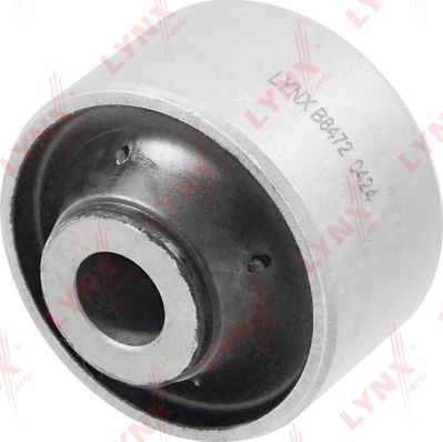 Сайлентблок переднего рычага подвески LYNXauto. Артикул B8472