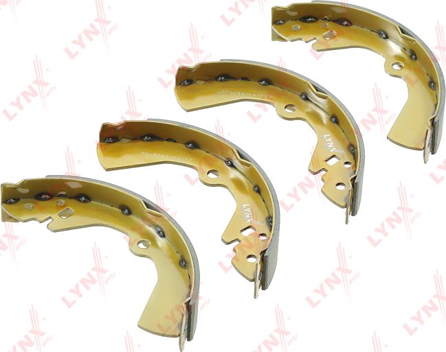 Тормозные колодки LYNXauto. Артикул BS-5713