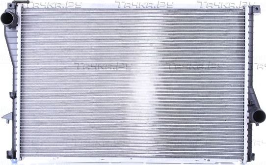 Радиатор охлаждения двигателя Nissens ** FIRST FIT ** для BMW 5 IV (E39) 1996-2004. Артикул 60648A