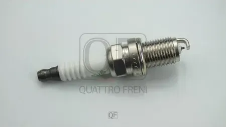 Свеча зажигания (Quattro Freni). Артикул qf29a00015