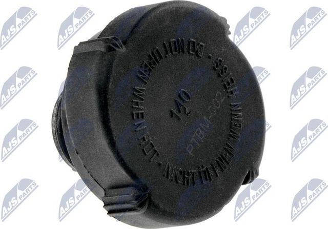 КРЫШКА РАСШИРИТЕЛЬНОГО БАЧКА BMW 3 E3036E46, 5 E34E39E60 87-10, X3 E83 03-11, X5 E53 00-07, 6 E6 NTY. Артикул CCK-BM-002