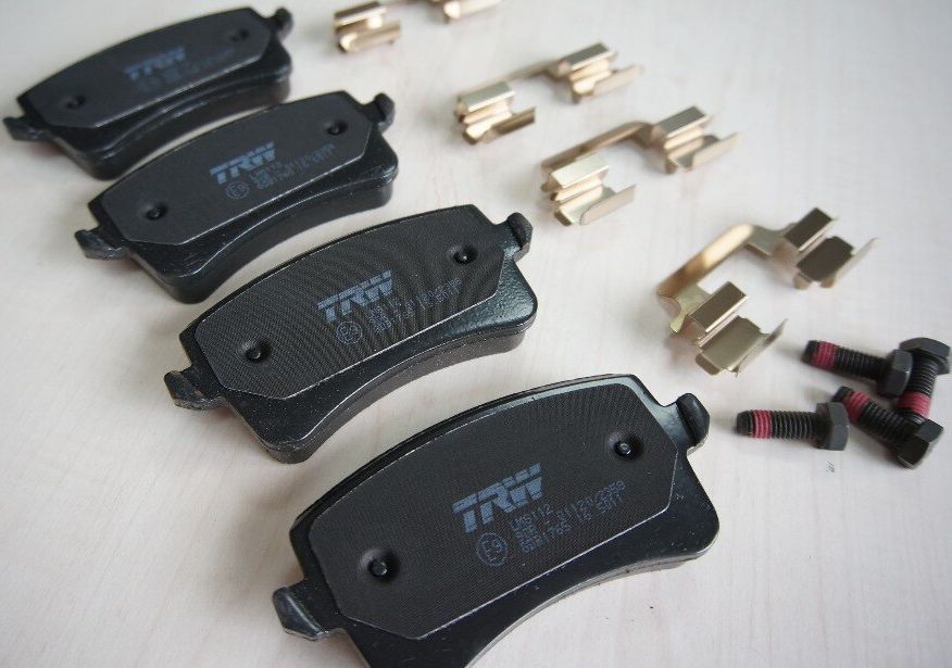 Тормозные колодки TRW COTEC. Артикул GDB1765