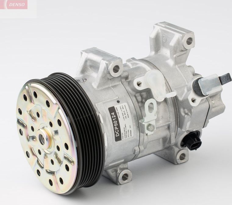Компрессор кондиционера Denso. Артикул DCP50124