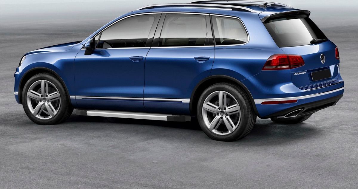 Пороги алюминиевые Rival Silver для Volkswagen Touareg II рестайлинг (R-Line) 2014-2018. Артикул F193AL.5801.4