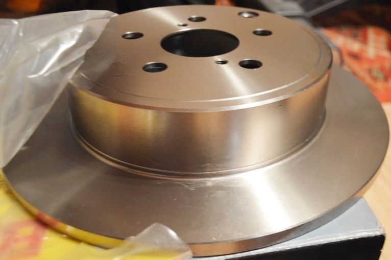 Тормозной диск Bosch. Артикул 0 986 479 242